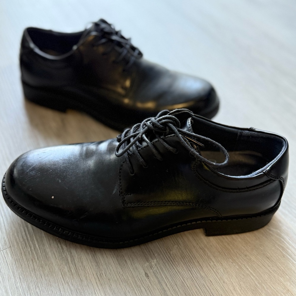 Bruno Marc Men’s Black Oxford Dress Shoes — Size 7.5